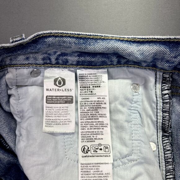 Levi's Women's Low Pro Relaxed Straight Leg Mid-Rise Jeans Size 31 (Fits 34") - Picture 12 of 16